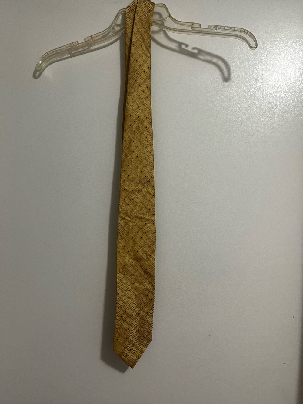 Joseph Abboud Gold Geometric Silk Tie
